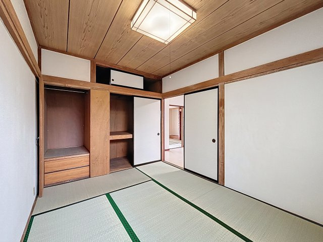 天空の山暮らしの和室