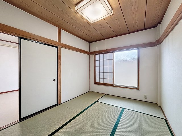 天空の山暮らしの玄関|洗濯機はこちらに置きます