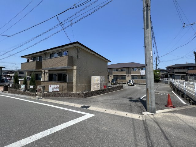 ラ・ポルトBの外観