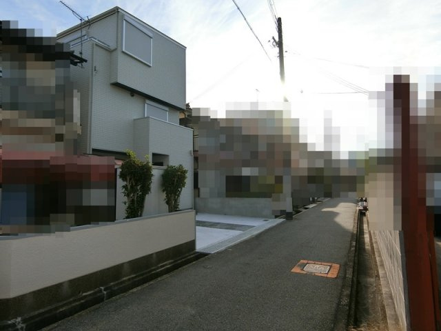 明石市旭が丘　新築戸建の前面道路含む現地写真