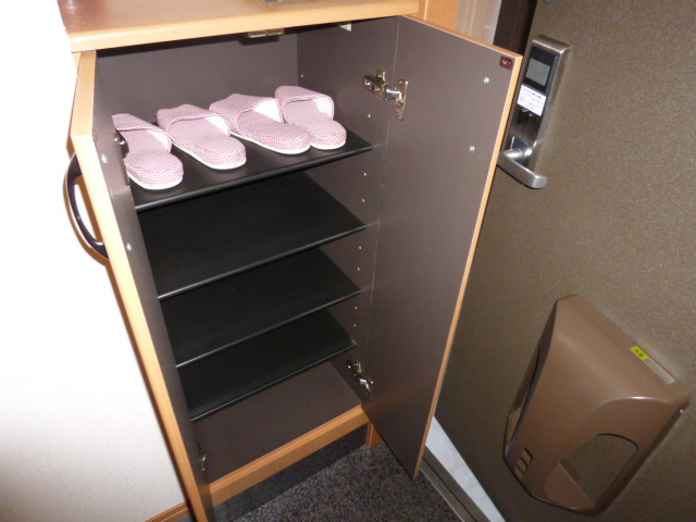 コンフォールの玄関|シューズボックス