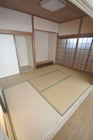 那の川戸建Ⅱの和室|那の川戸建Ⅱ(1-2階）
6畳の和室