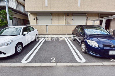 【駐車場】 | ファインフレッサ