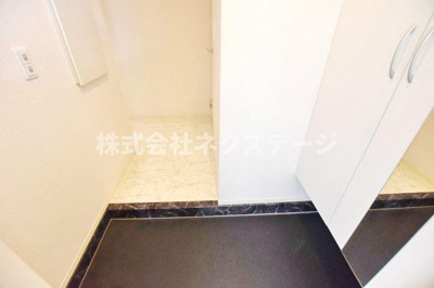 【玄関】 | ファインフレッサ