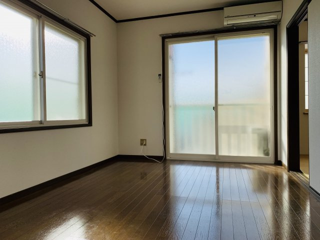 サントルモトミヤ　Eの居間・リビング