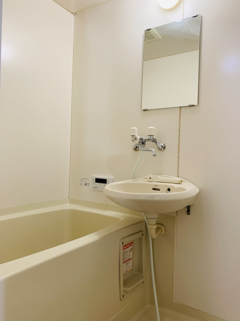 サントルモトミヤ　Eの浴室