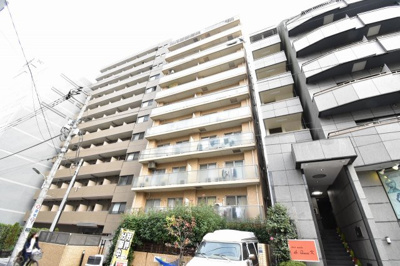 【外観】 | ラ・メルシー大森EST | 角部屋につき廊下側も人通りが少なくプライバシーを保てます。