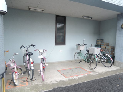 【その他共用部分】 | モアクレスト綱島 | 駐輪場