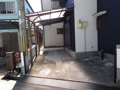 【駐車場】 | 魚住町西岡貸家 | 屋根付駐車場１台込み♪