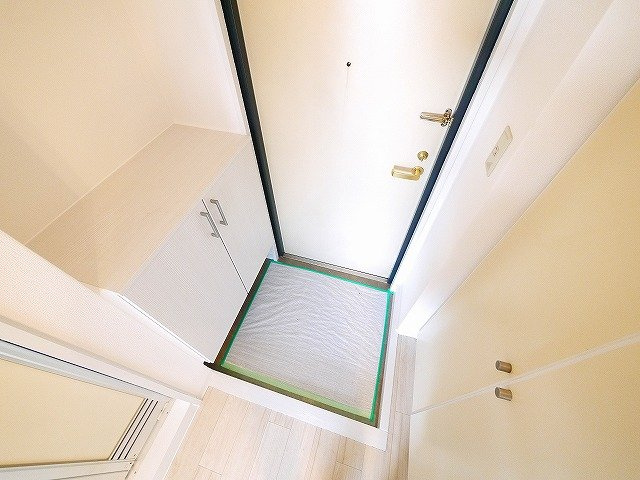 City PALACE21　郡山九条　パート1の玄関|収納もある玄関です