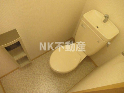 【トイレ】 | ヴィブレ・メゾンドゥ（八戸ノ里賃貸） | ゆったりとした空間のトイレです