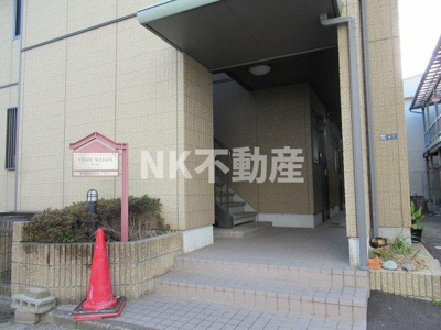 【エントランス】 | ヴィブレ・メゾンドゥ（八戸ノ里賃貸） | 毎日通るエントランスはこのようになっています