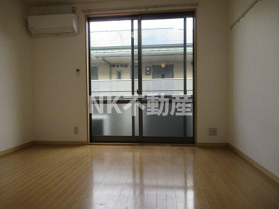 【寝室】 | ヴィブレ・メゾンドゥ（八戸ノ里賃貸） | 洋室です