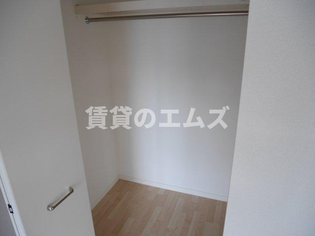 【収納】 | Ｆ・ＳＴＡＧＥ博多駅南 | Ｆ・ＳＴＡＧＥ博多駅南のウォークインクローゼット