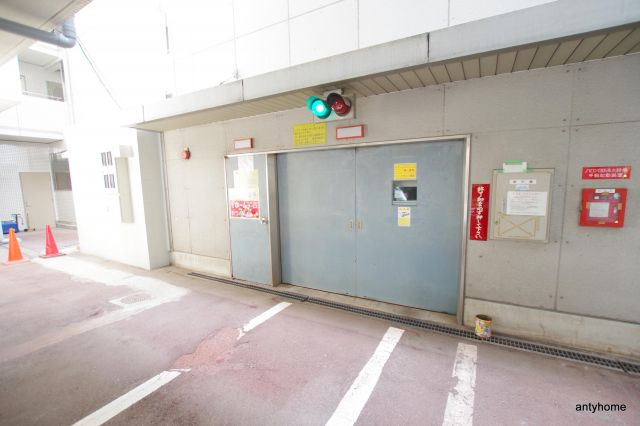 リッチハイツパークサイド　仲介手数料無料の駐車場