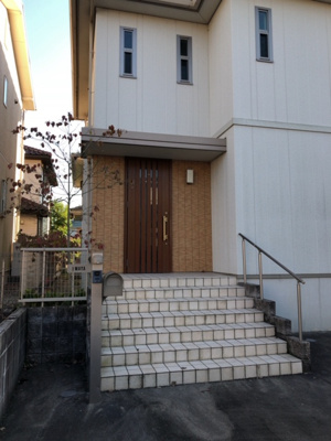 【エントランス】 | 伊保原貸家