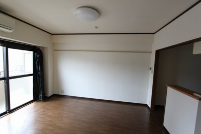 【居間・リビング】 | 南大野田271ビル