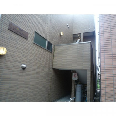 【エントランス】 | メドラーウエスト | メドラーウエスト