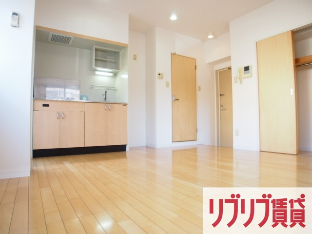 リエス千葉新宿の居間・リビング