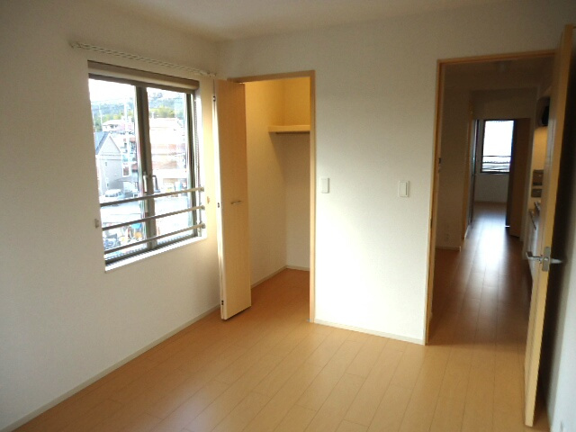 シュトラール　ドリットの寝室