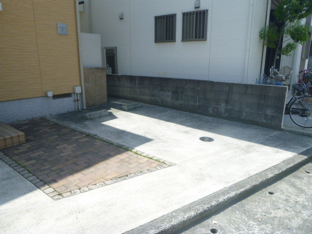 シャーメゾンTaoの駐車場