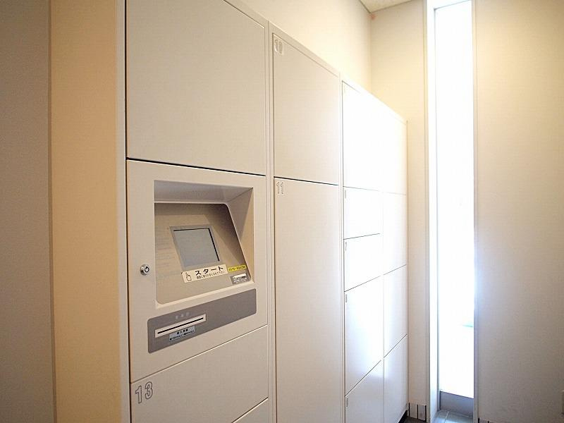 エルセレーノ上本町レジデンスのロビー