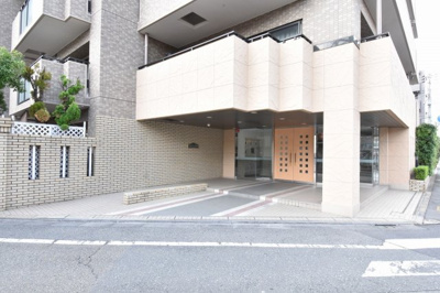 【エントランス】 | エンゼルハイム下丸子第3 | 東急多摩川線「武蔵新田」駅徒歩5分と好立地。