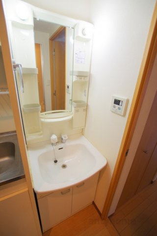 エスリード同心第5　仲介手数料無料の洗面所
