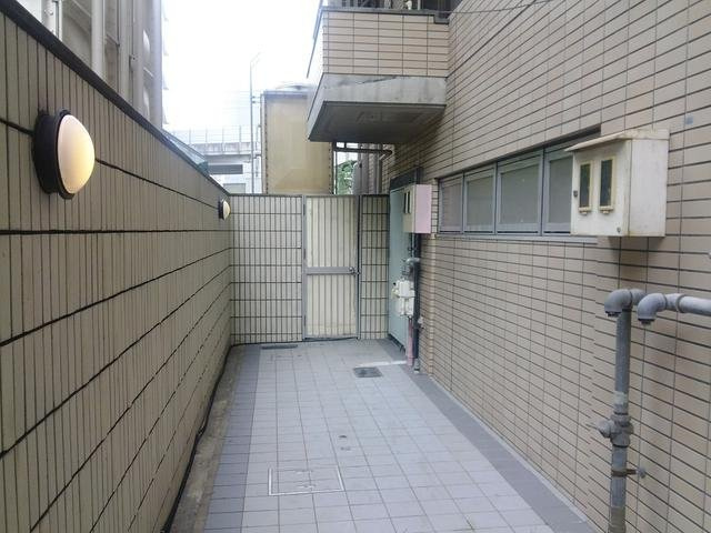 立石ビルのエントランス|立石ビル（1F）