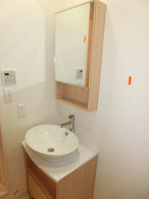 フジパレス三津屋Ⅴ番館の独立洗面台