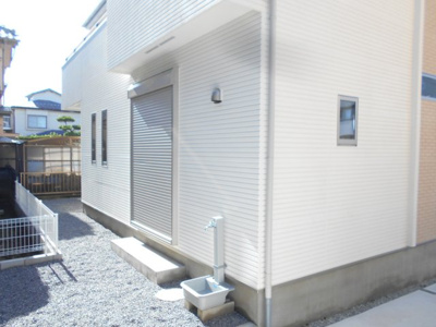 【外観】 | 春日部市　西金野井　全1棟　1号棟　39坪 | 外観もきれいです