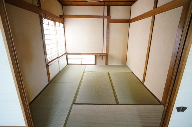 【居間・リビング】 | 長者町貸家 | ちゃぶ台がぴったりな雰囲気