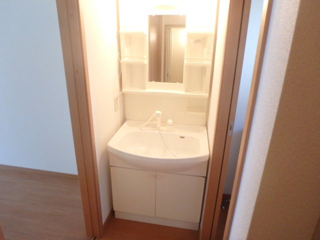 Confor Kajima A・Bの独立洗面台