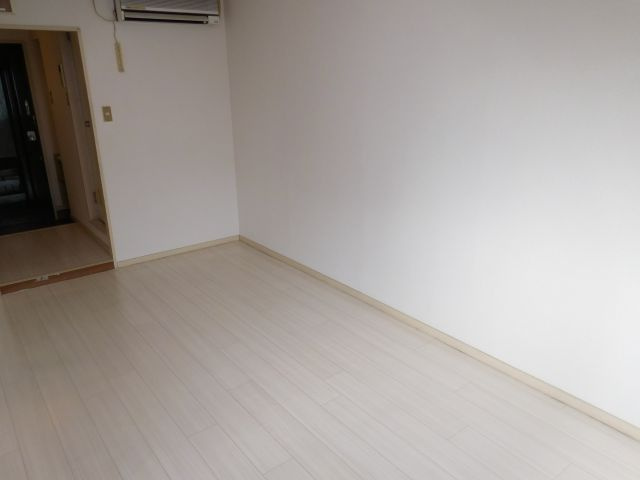 【寝室】 | レナジア高槻