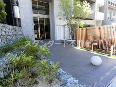 【エントランス】 | ファーストステージ梅田WEST