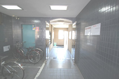 【エントランス】 | 志美津ビル