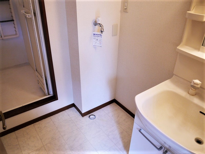 森林浴フレンズの洗面所|洗濯機置場