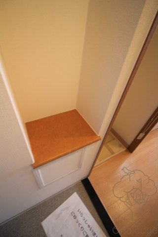 ビバーチェ鷺洲の玄関