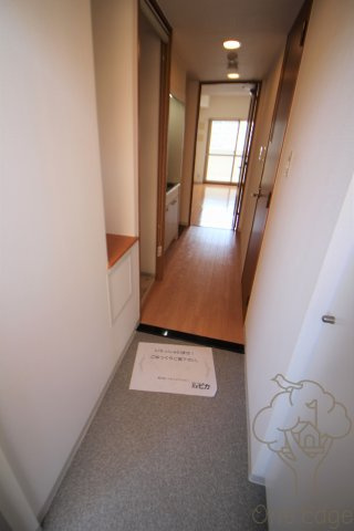 ビバーチェ鷺洲の玄関