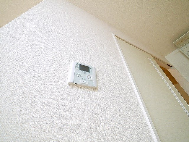 サニーヒロのセキュリティ|モニター付きインターホンです