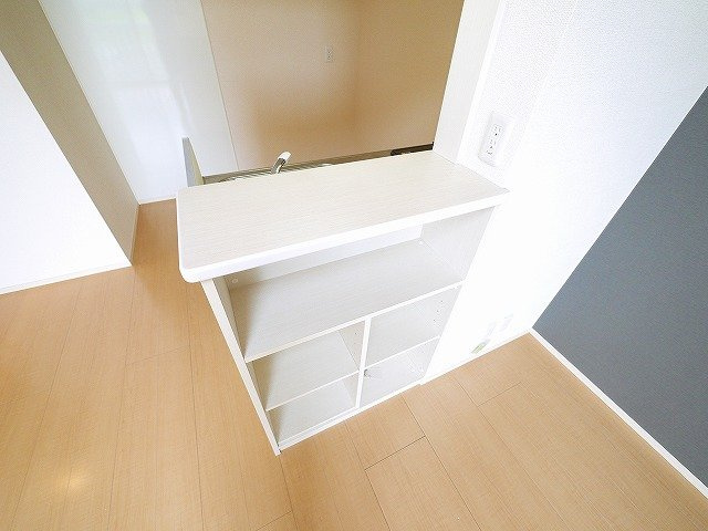 サニーヒロの収納|キッチンカウンターは収納棚としても使えるデザイン