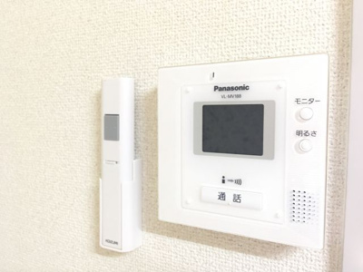【セキュリティ】 | バウ・ソリオD,E | カメラ付きでセキュリティー対策！