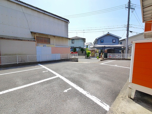 あかつき荘の駐車場|駐車場完備です
