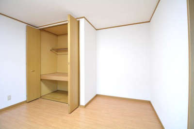 【洋室】 | コーポラスパークタウンB | コンパクトで使いやすい洋室です　7帖