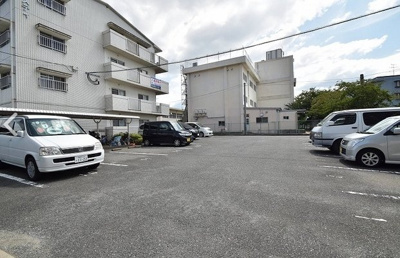 【駐車場】 | ディナスティ