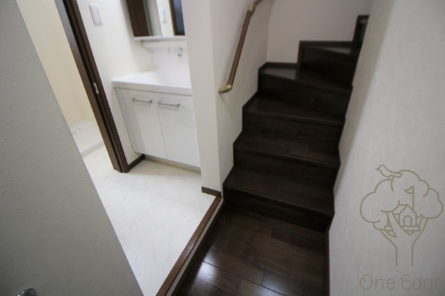 デザインメゾン茶屋町の玄関