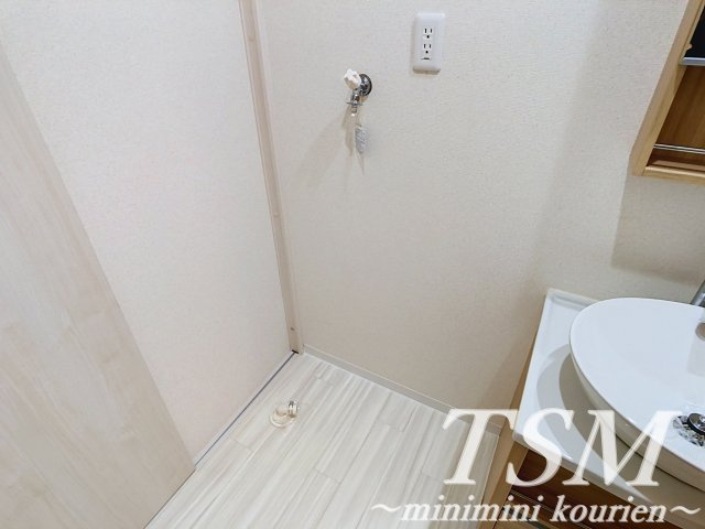 フジパレス寝屋川の洗面所|洗濯機置場