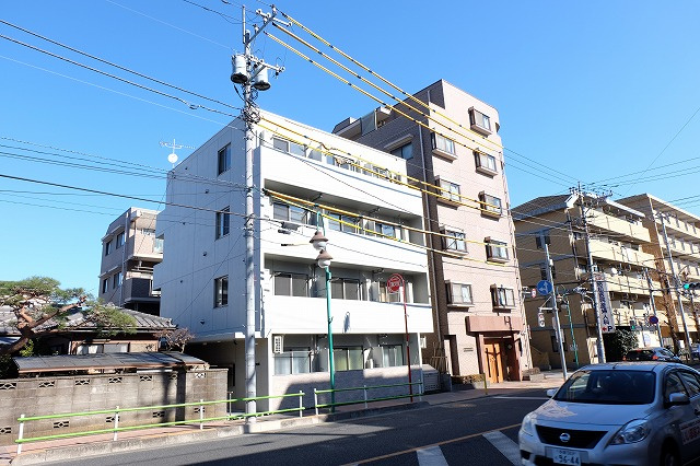 スクエアー朝日町の外観