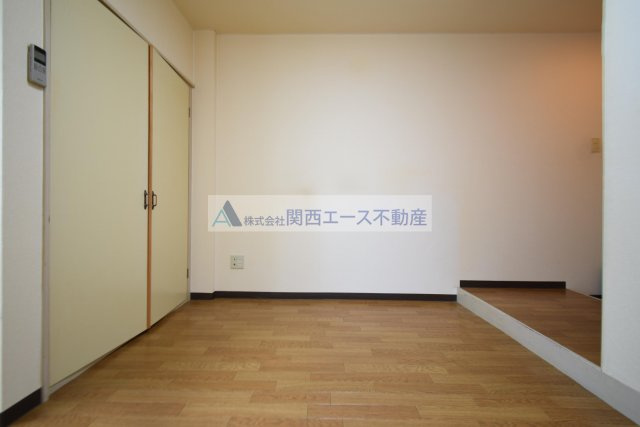 【寝室】 | プレアール鴻池