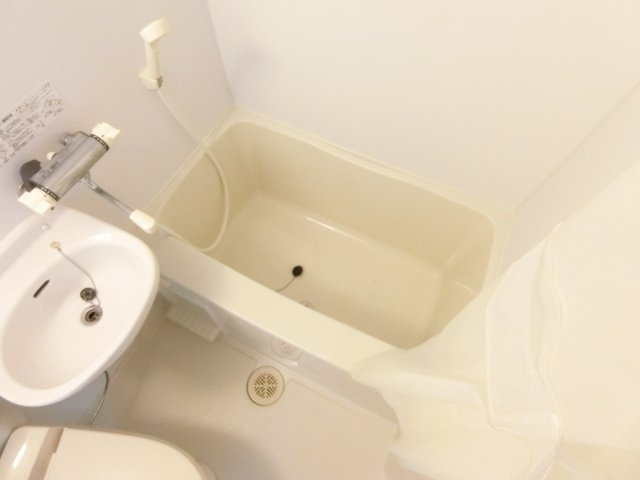 マンションシャトローの浴室|同物件別部屋イメージ